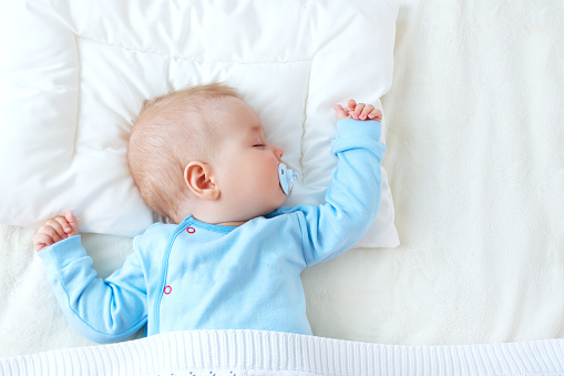Pourquoi vous avez besoin d’un conseiller en sommeil pour bébé